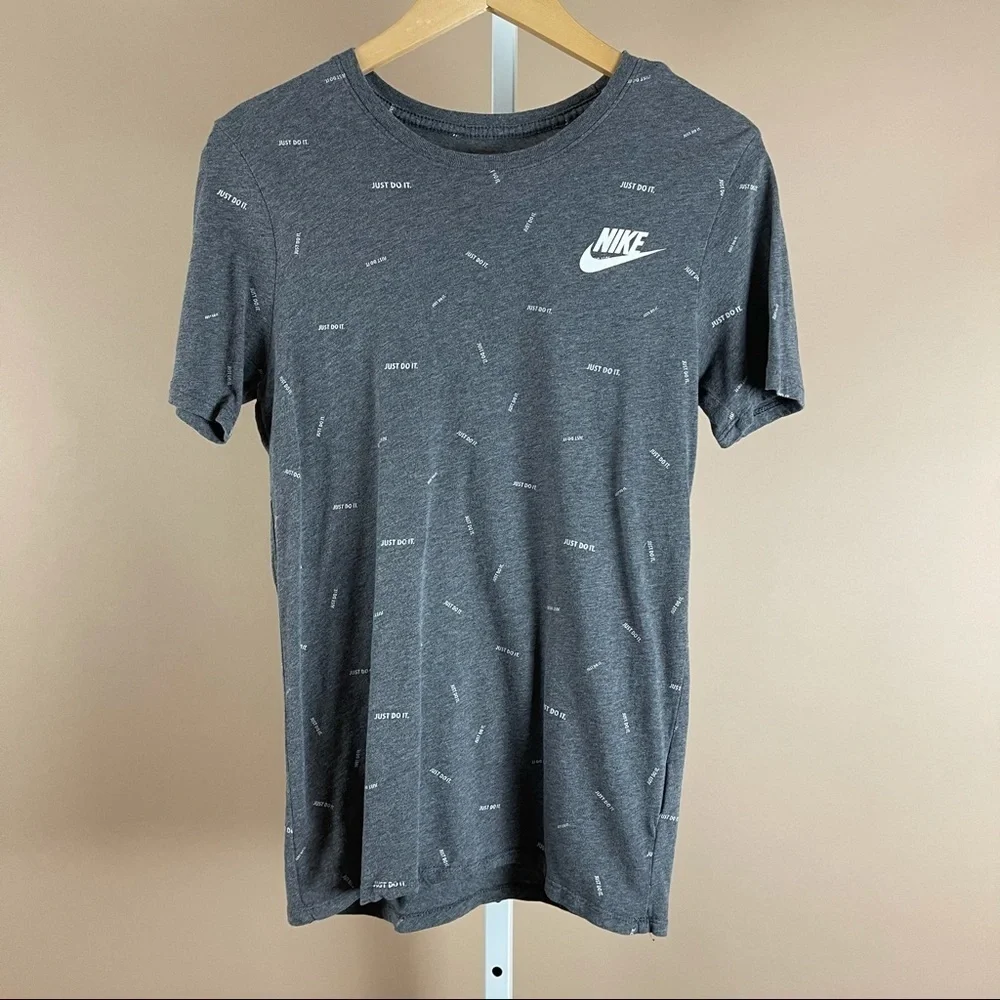 Nike women’s Short Sleeve Heather Charcoal Gray Tee with White Logo